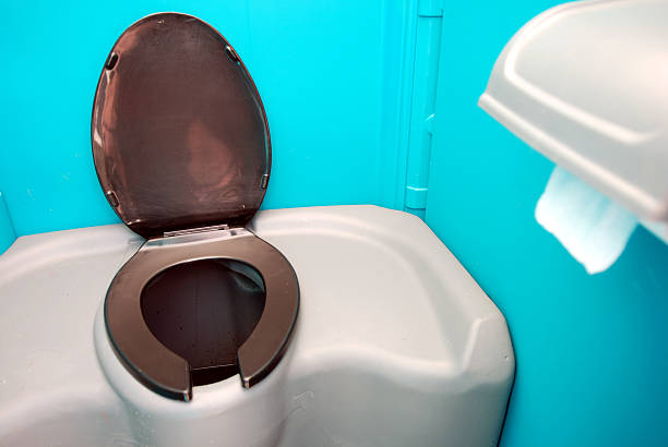 Best Portable restroom trailer rental  in Virginia, IL