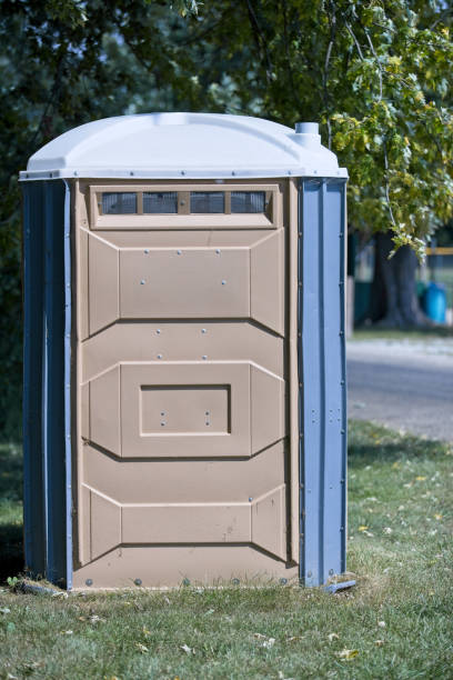Best Portable restroom trailer rental  in Virginia, IL